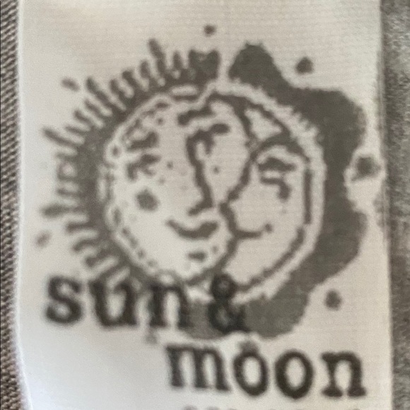 SUN & MOON COLLECTION-GRAY & WHITE … - Picture 8 of 9